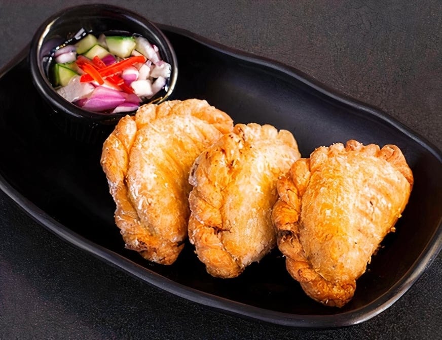 Curry Puff.